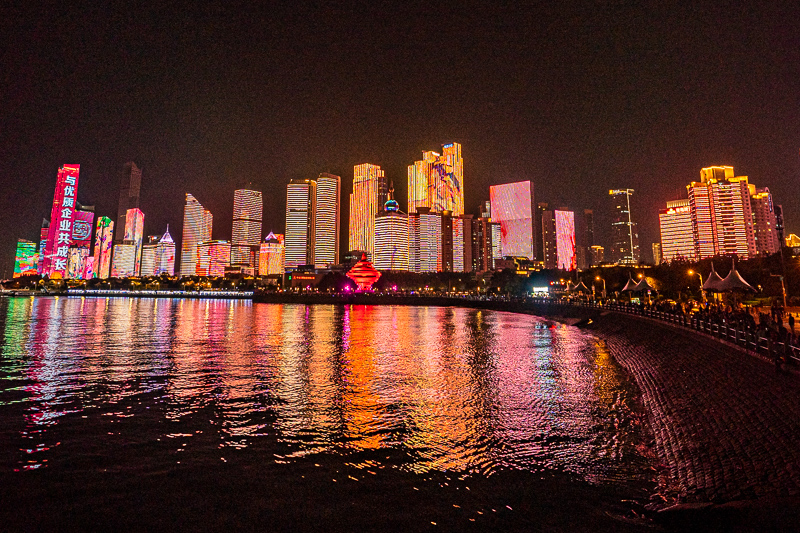 成都耳機講解導游(藍牙耳機能不能和導游講解器通用)