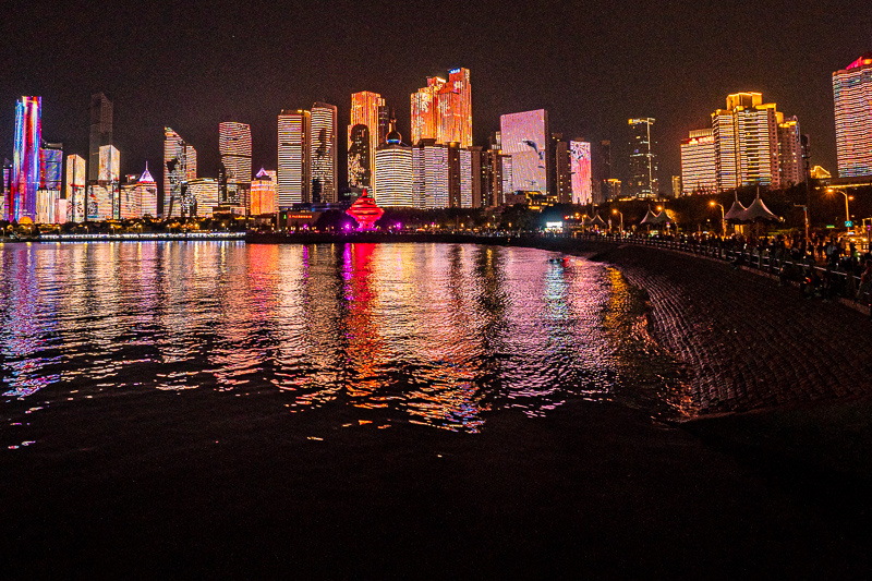 重慶自駕游導(dǎo)游價格(重慶3天2夜旅游攻略)