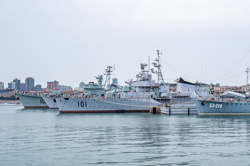 重慶和成都導(dǎo)游哪個(gè)好玩(網(wǎng)上介紹的重慶導(dǎo)游可信嗎)