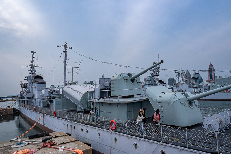 重慶親子導(dǎo)游一天多少錢啊(重慶網(wǎng)紅導(dǎo)游排名)