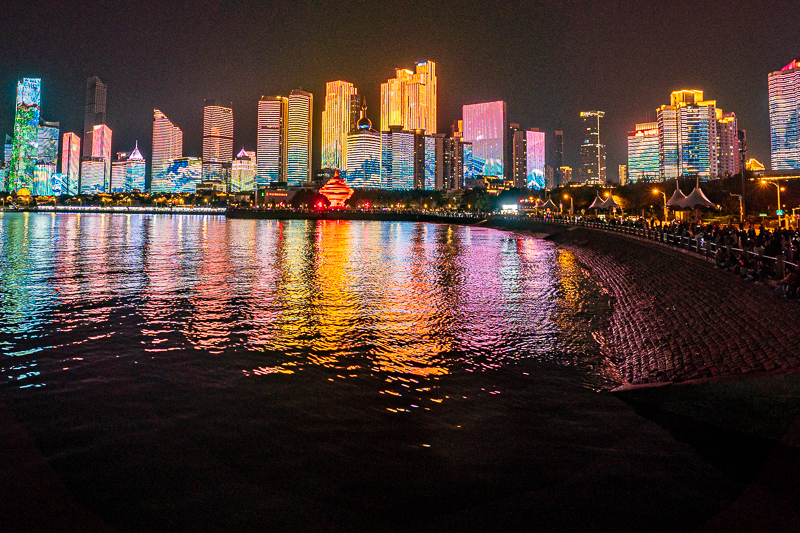 重慶哪個(gè)導(dǎo)游服務(wù)公司好(重慶當(dāng)?shù)貙?dǎo)游排行榜)