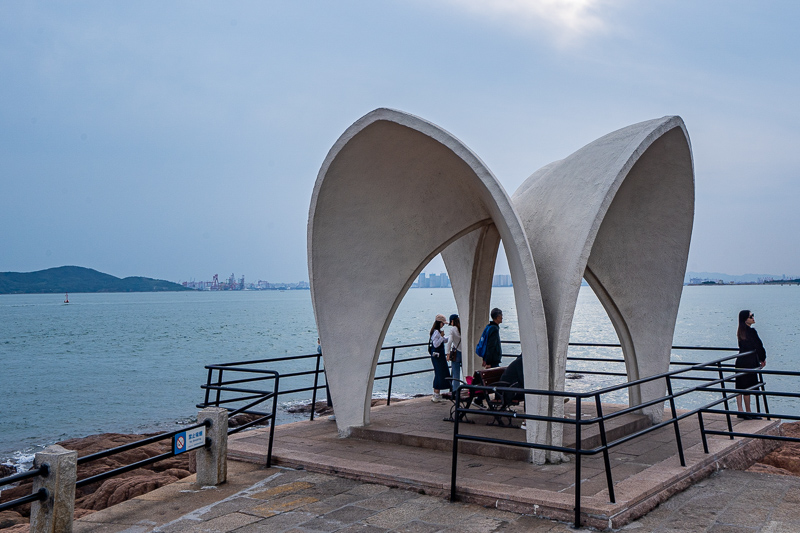 重慶人給外地人做導(dǎo)游(重慶哪里比較好玩)