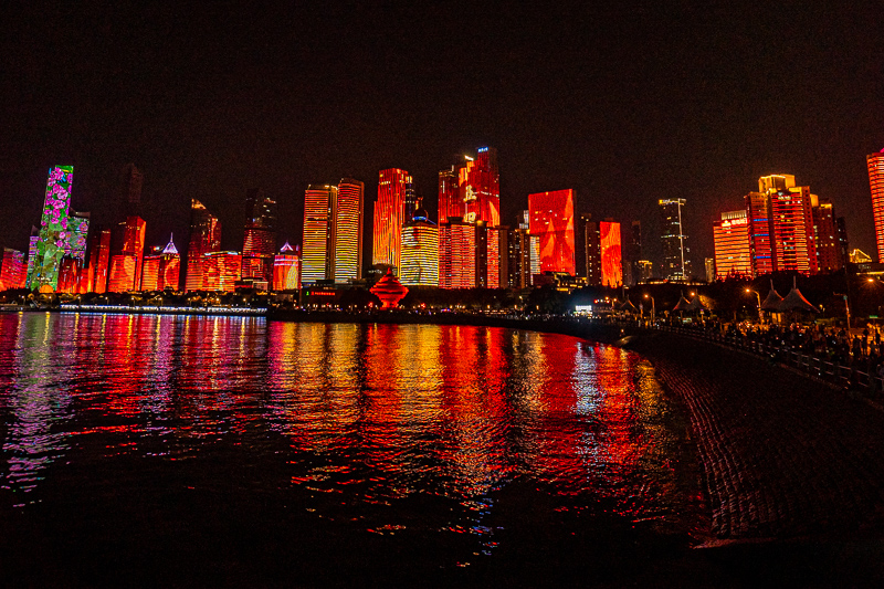 桂林旅游被導(dǎo)游帶到玉石店(桂林旅游被導(dǎo)游帶到玉石店要多少錢)