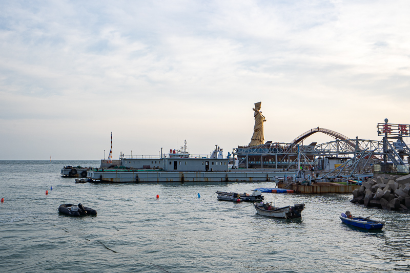 桂林導(dǎo)游服裝推薦店鋪(桂林導(dǎo)游服務(wù))