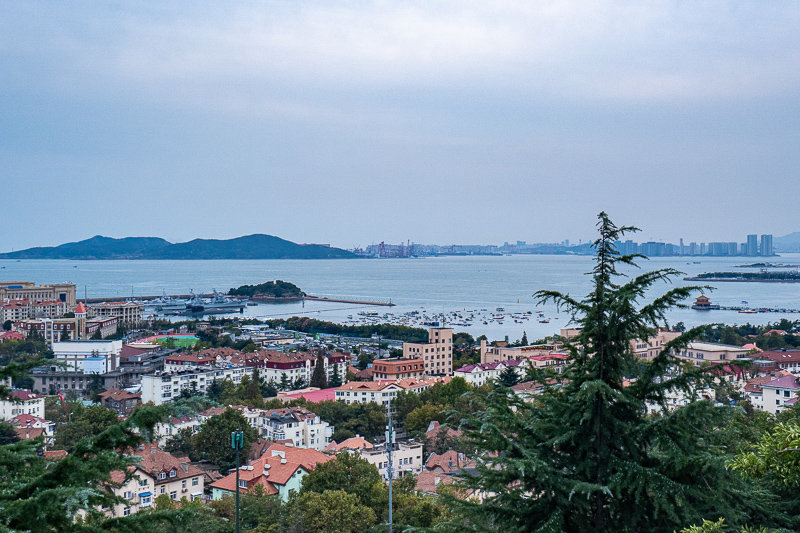 桂林導(dǎo)游流氓(遇到黑導(dǎo)游怎么辦)