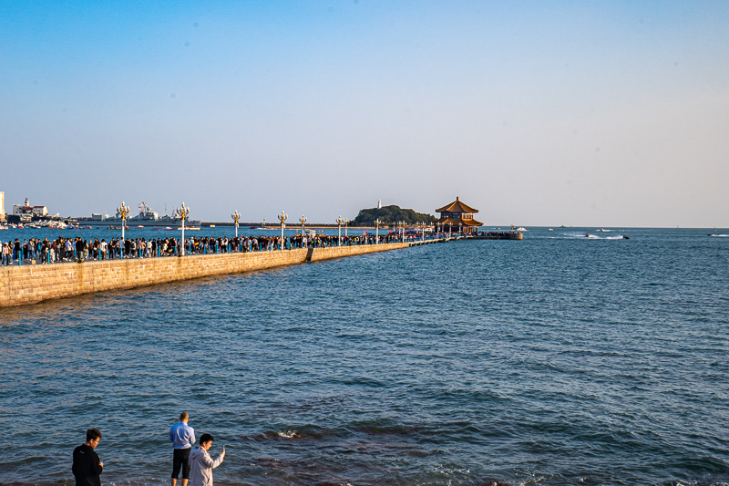 桂林導(dǎo)游跟司機(jī)的關(guān)系(桂林私人導(dǎo)游多少錢一天)