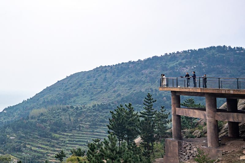 桂林導(dǎo)游向?qū)?想找個(gè)桂林的當(dāng)?shù)厝俗鱿驅(qū)?