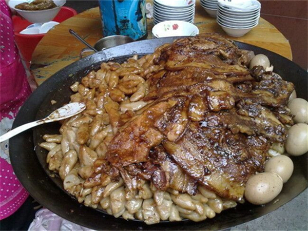 土樓貢品多少錢 土樓貢品煙所有照片 價格表