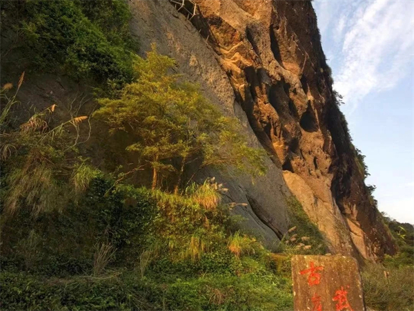 西安導游團怎么樣啊 網(wǎng)上有推薦西安當?shù)貍€人導游的靠譜嗎